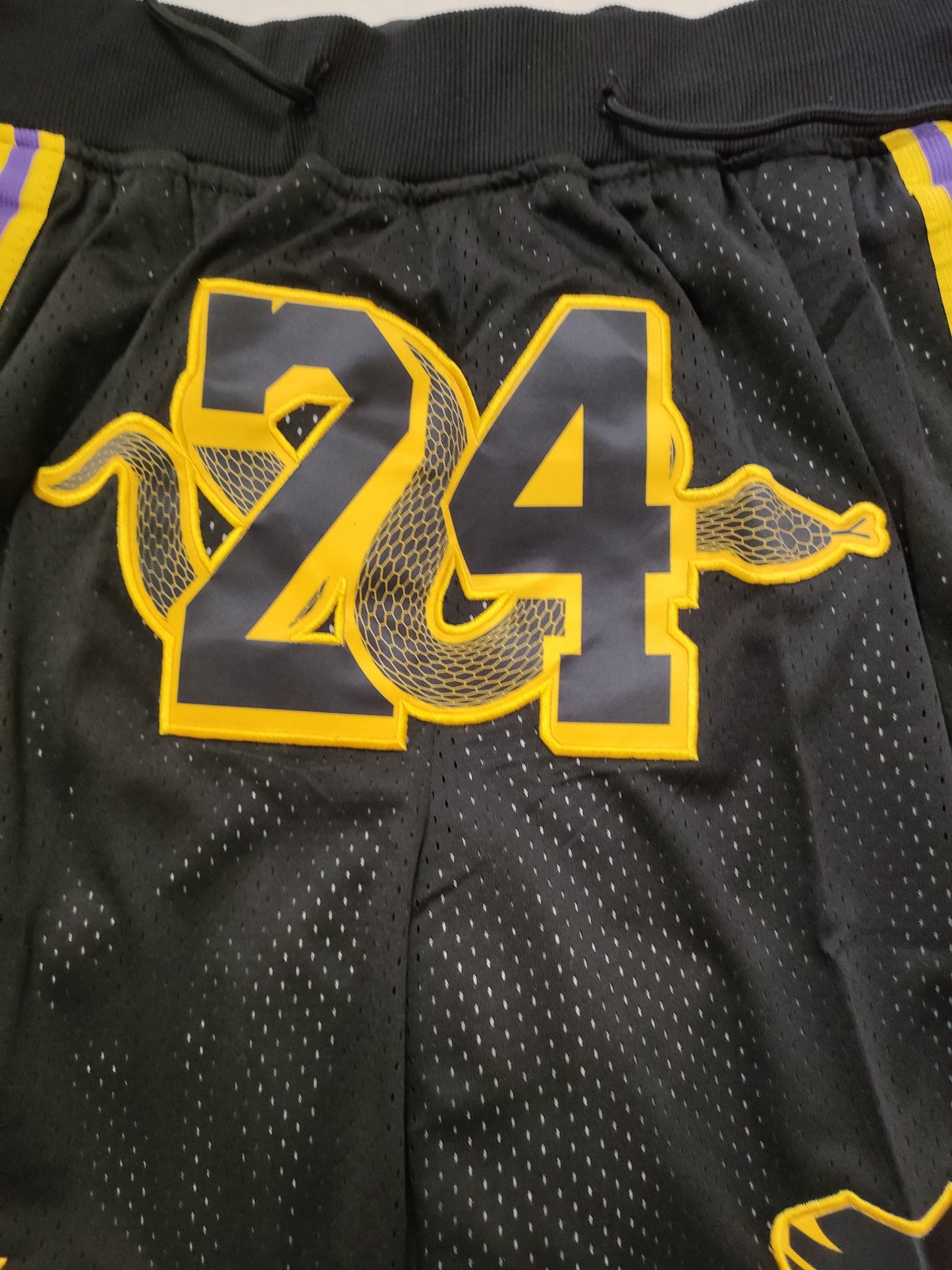 Mamba Retro (Shorts)