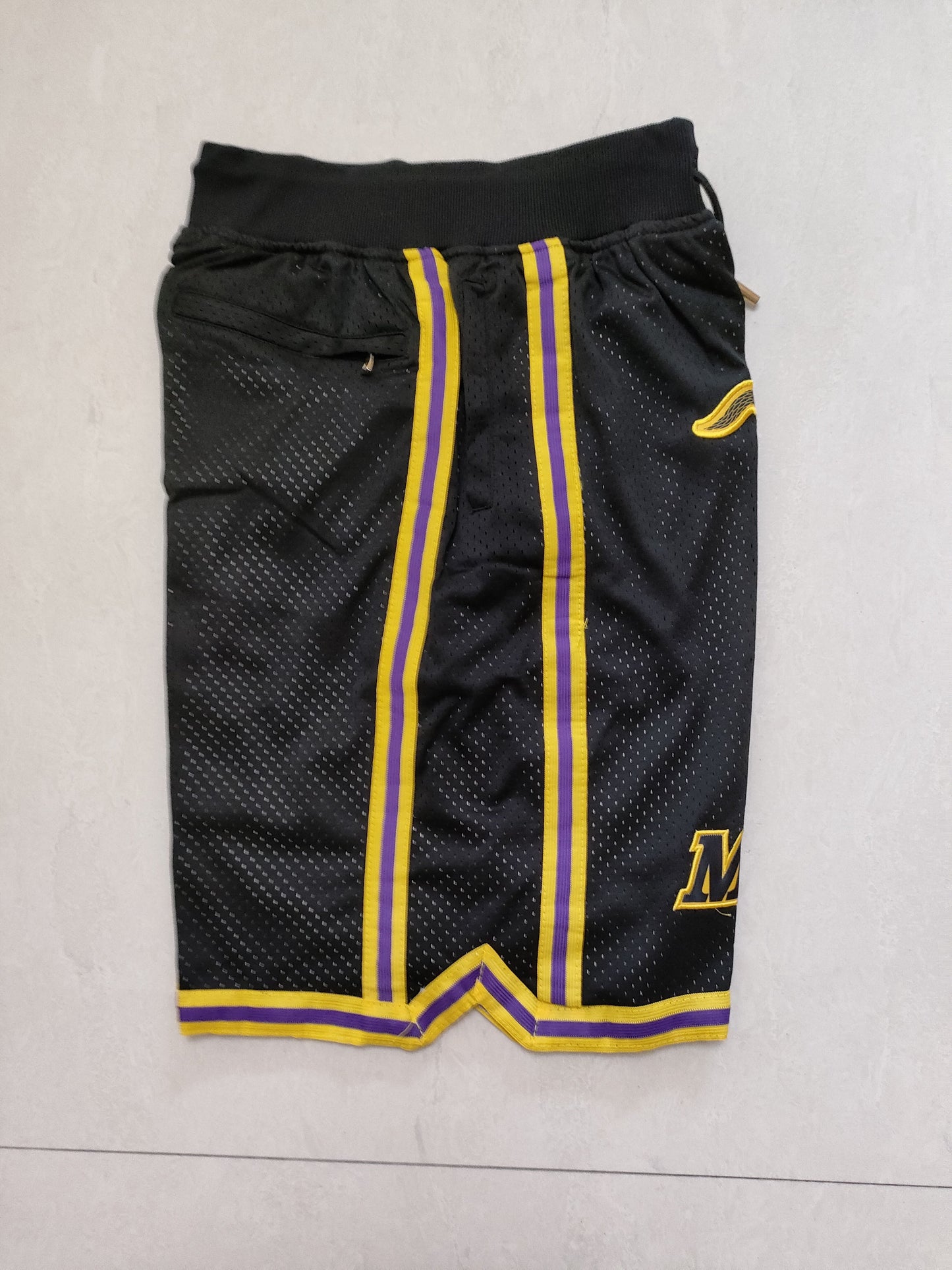 Mamba Retro (Shorts)